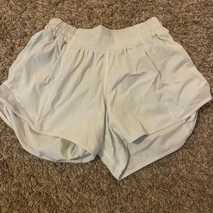 lulu lemon hotty hot shorts